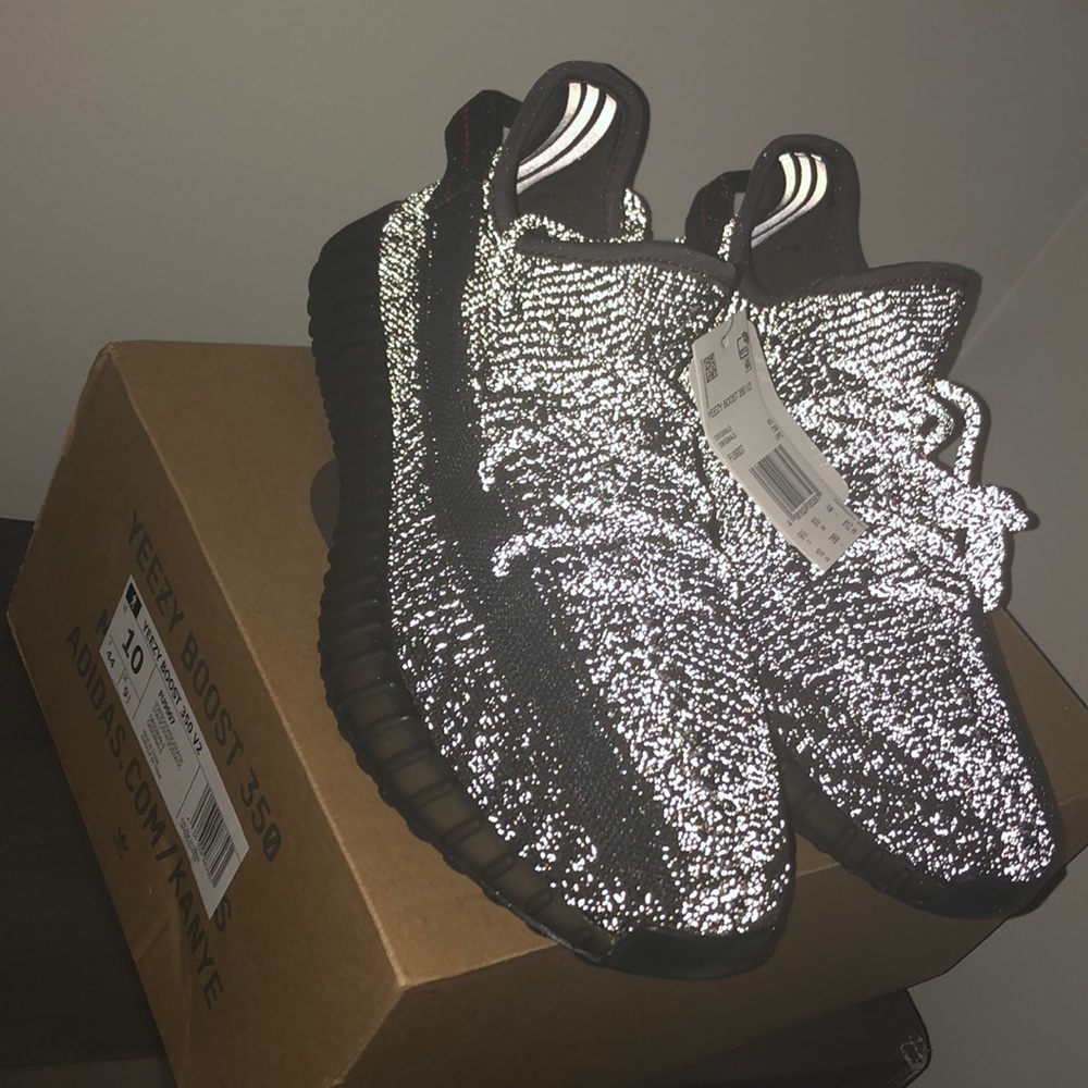 Yeezy Boost 350 V2 “Static Black”